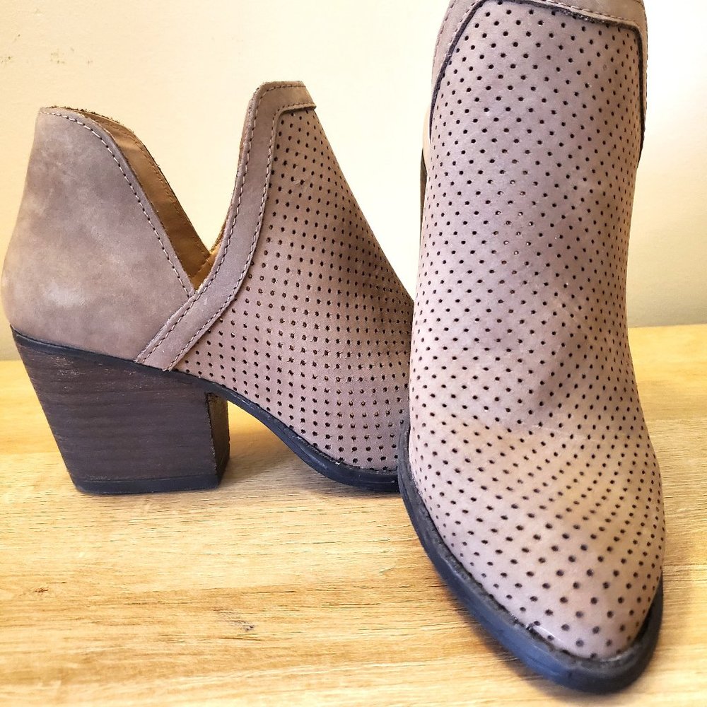 Steve Madden Women's Ankle Boots (Size 6), w/Box